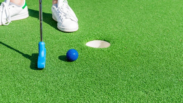 Professional artificial golf turf installation services