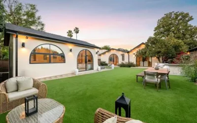 Synthetic grass installation for home lawns